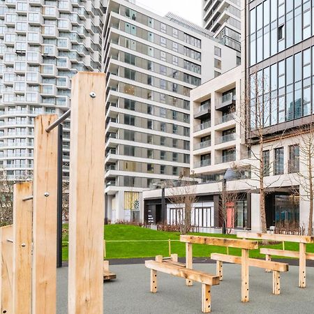 Elegant And Modern Apartments In Canary Wharf Right Next To Thames لندن المظهر الخارجي الصورة